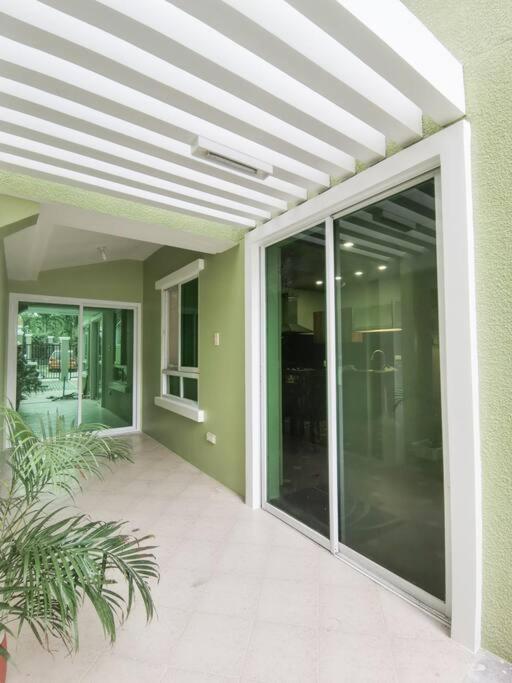 Private Townhouse *